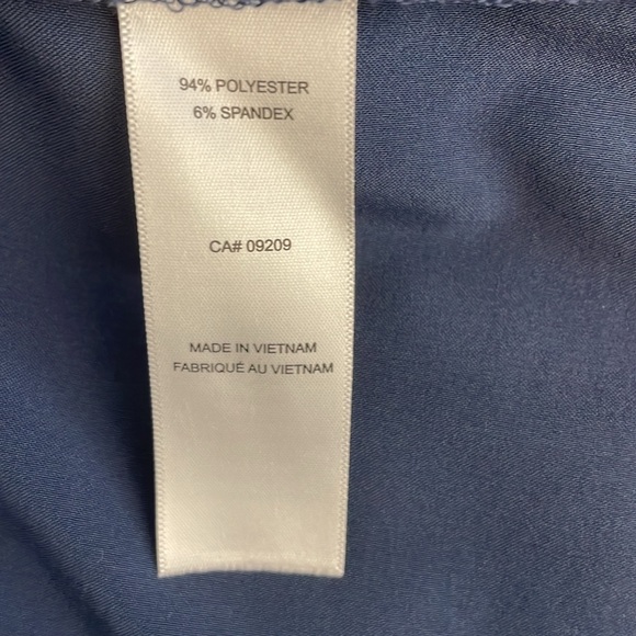 Blazer Flowy front soft blue label missing PTP 23”Sleeves 24”Length 30” - Picture 4 of 4